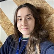 Estudiante de universidad para ayudar con deberes y dar apoyo a alumnos y alumnas
